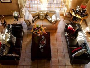 Safari Club Sa Hotel Kempton Park Exterior photo