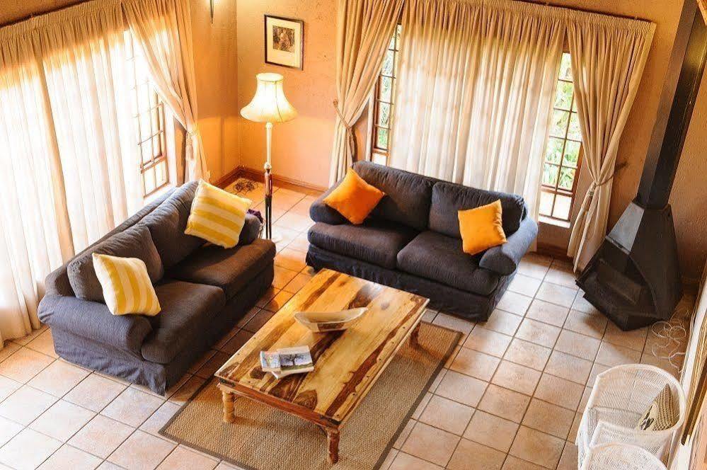 Safari Club Sa Hotel Kempton Park Exterior photo